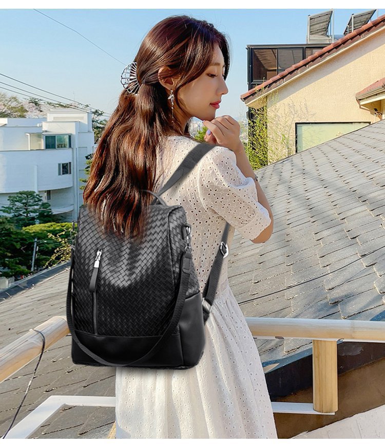 Retro Fashion Woven One Shoulder Portable Backpack