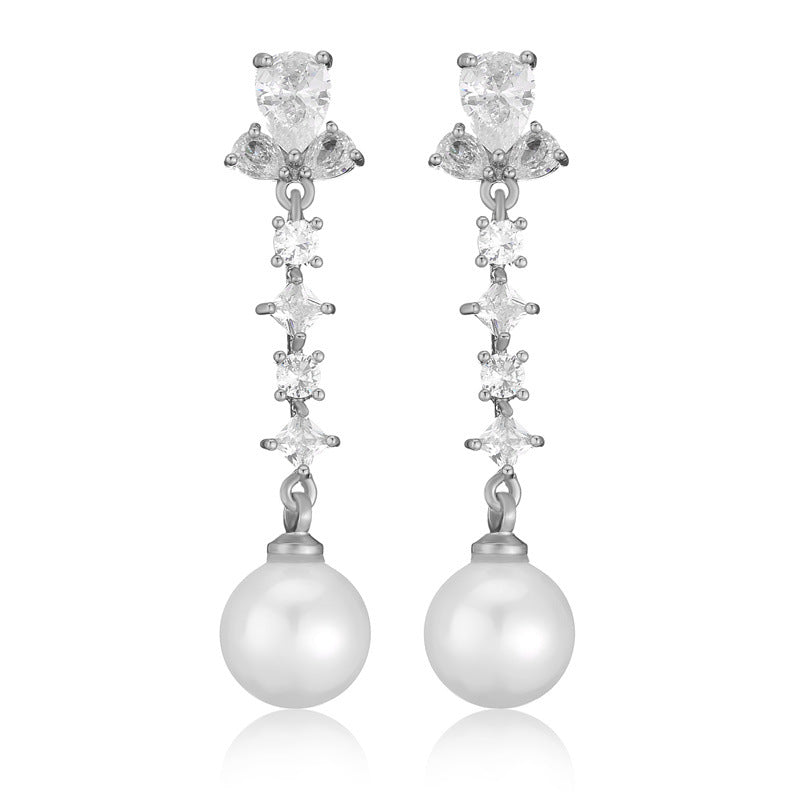 Exquisite Sparkling Zircon Earrings