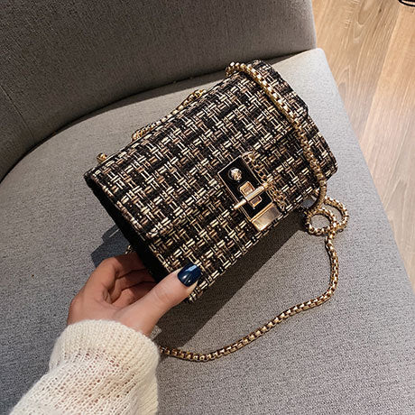 chain casual small square bag