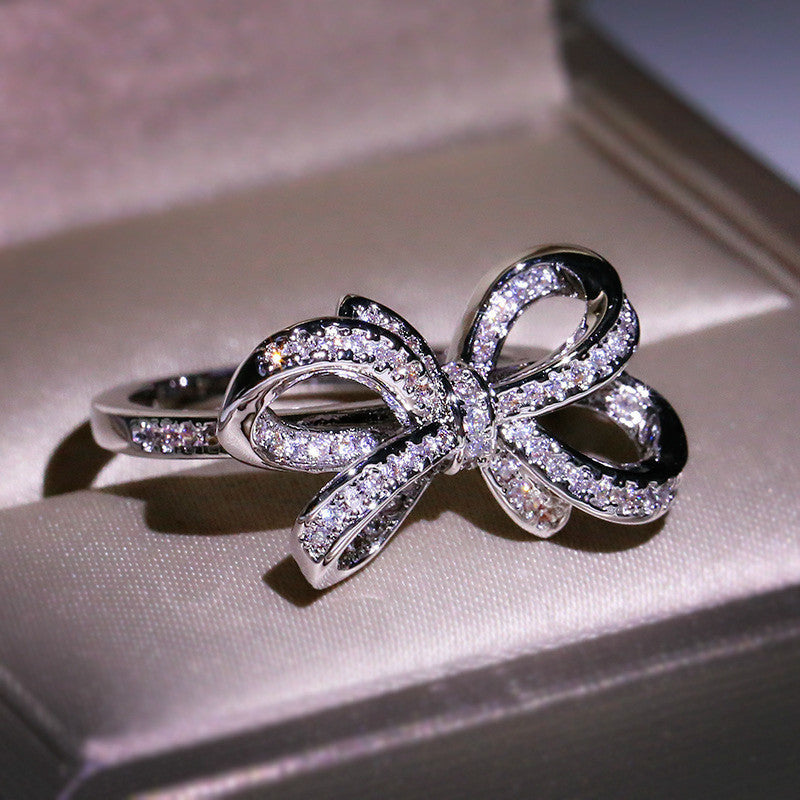 Simulation full diamond bow ring