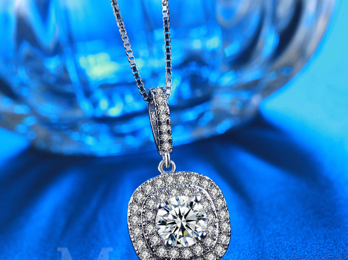 High-grade platinum-plated Necklace