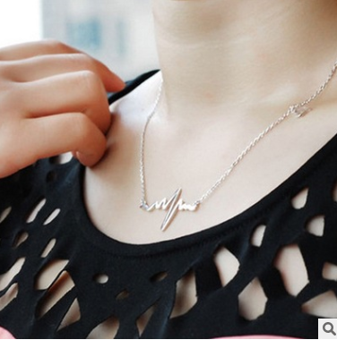 Necklace Love Shaped Titanium Steel Heartbeat Lock bone Chain