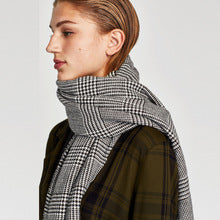 Black and white plaid scarf