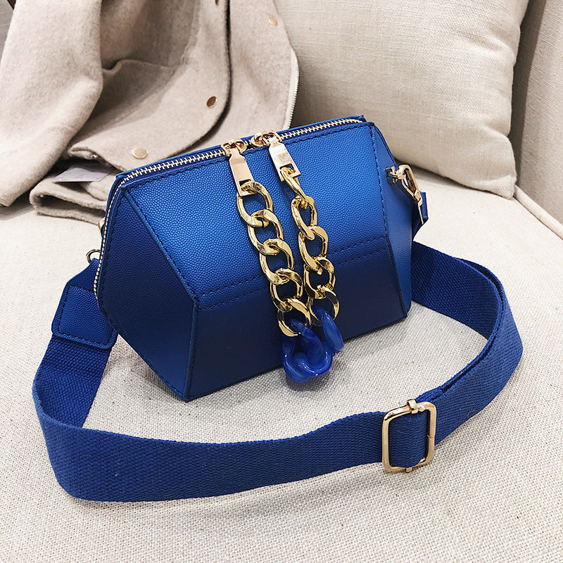 Wide shoulder One Shoulder bag