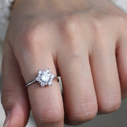 Popular simple and delicate micro inlaid zircon ring