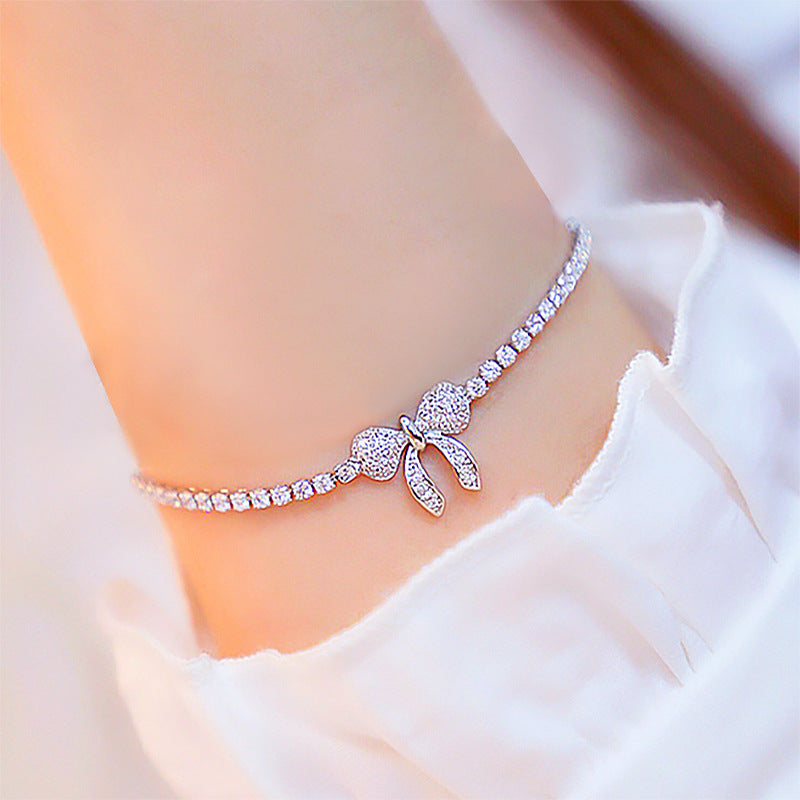 Sweet and full diamond butterfly bracelet