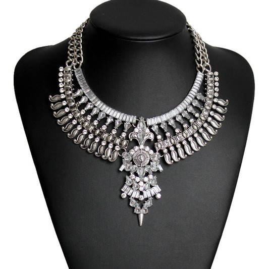 Alloy Diamond Short Necklace