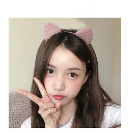 Cute hairband with cat ears