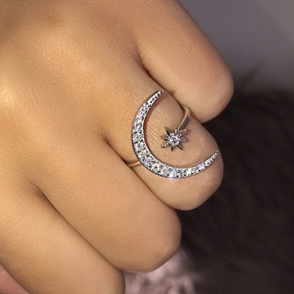 Fashion jewelry with zircon stars and moon rings