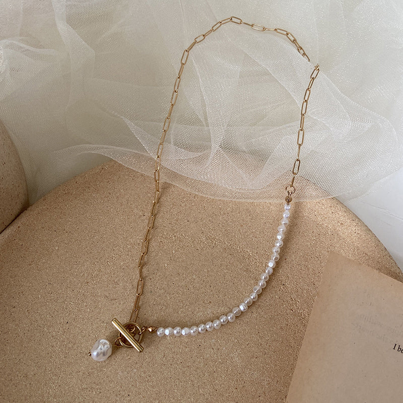 Elegant Natural Freshwater Pearl Necklace