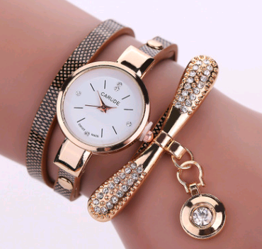 Casual three-ring winding bracelet watch