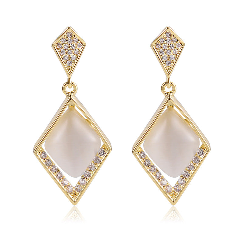 Fashionable High-end Earring