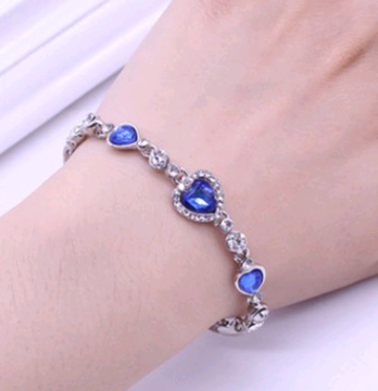 Heart Shaped Zircon Crystal Diamond Bracelet