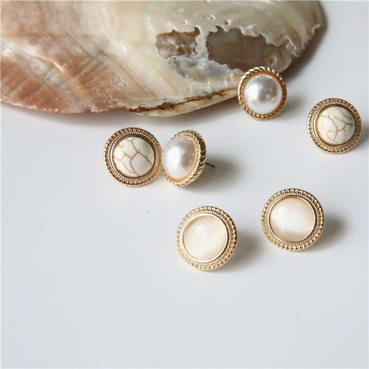 Pearl stone earrings