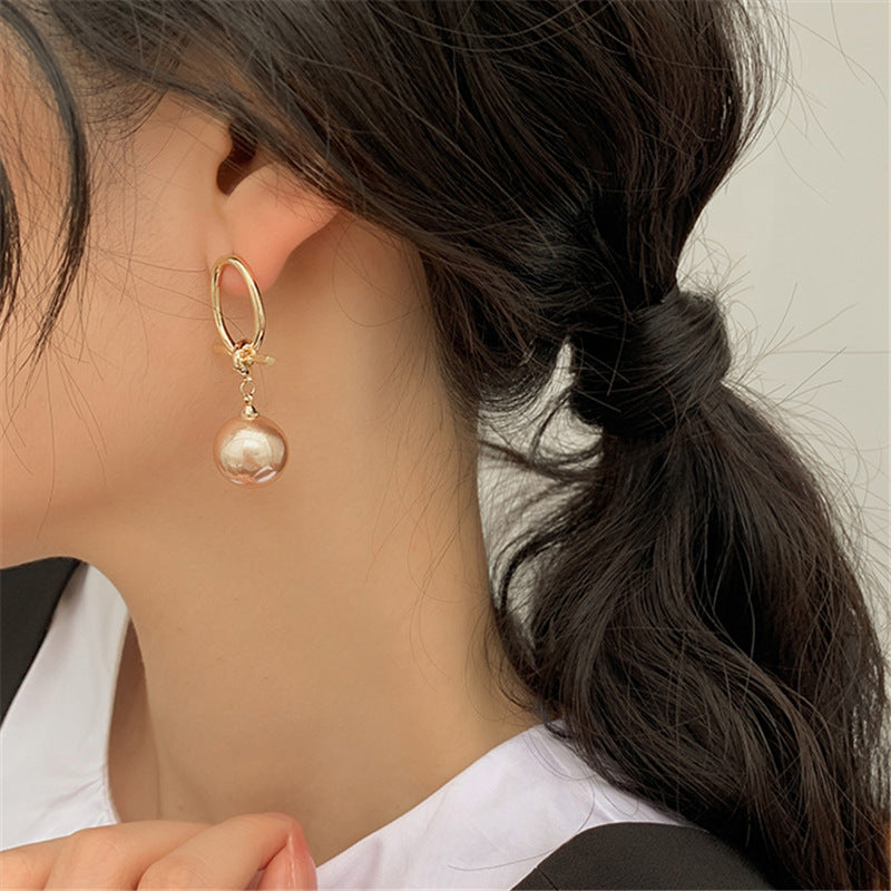 Knot Pearl Earrings