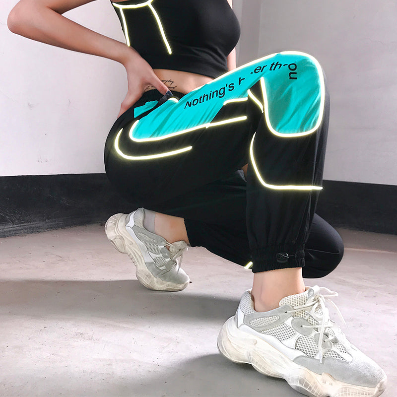 Color matching reflective pant