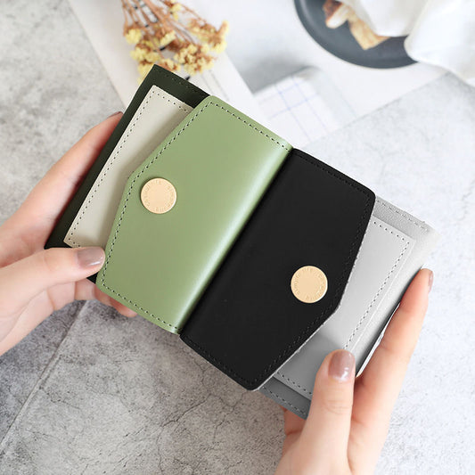 Short Fashionable And Simple Wallet