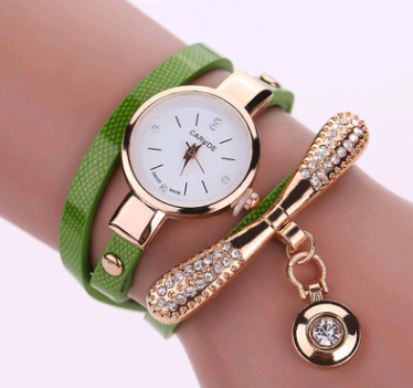 Casual three-ring winding bracelet watch