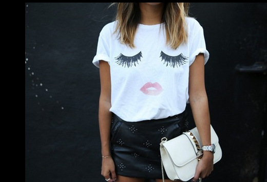 T shirt Kiss Lips