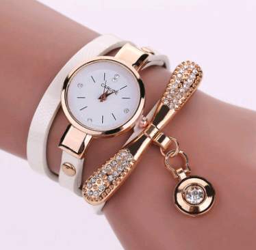 Casual three-ring winding bracelet watch