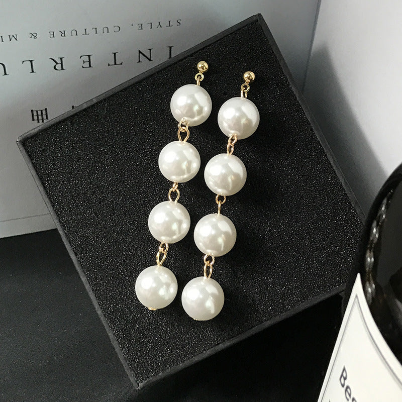 Pearl tassel long earrings