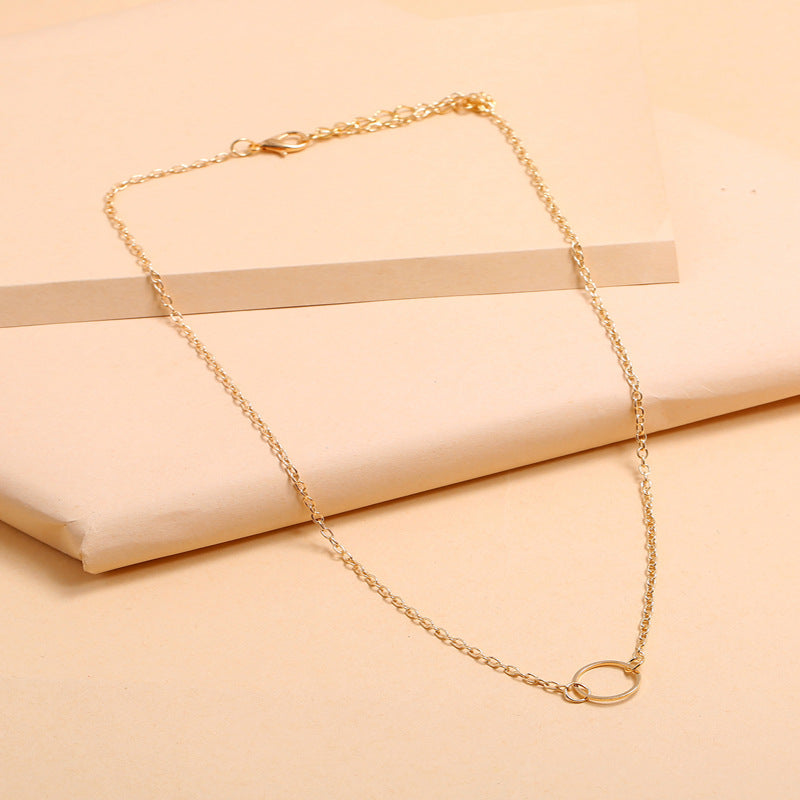 Small Circle Pendant Clavicle Chain