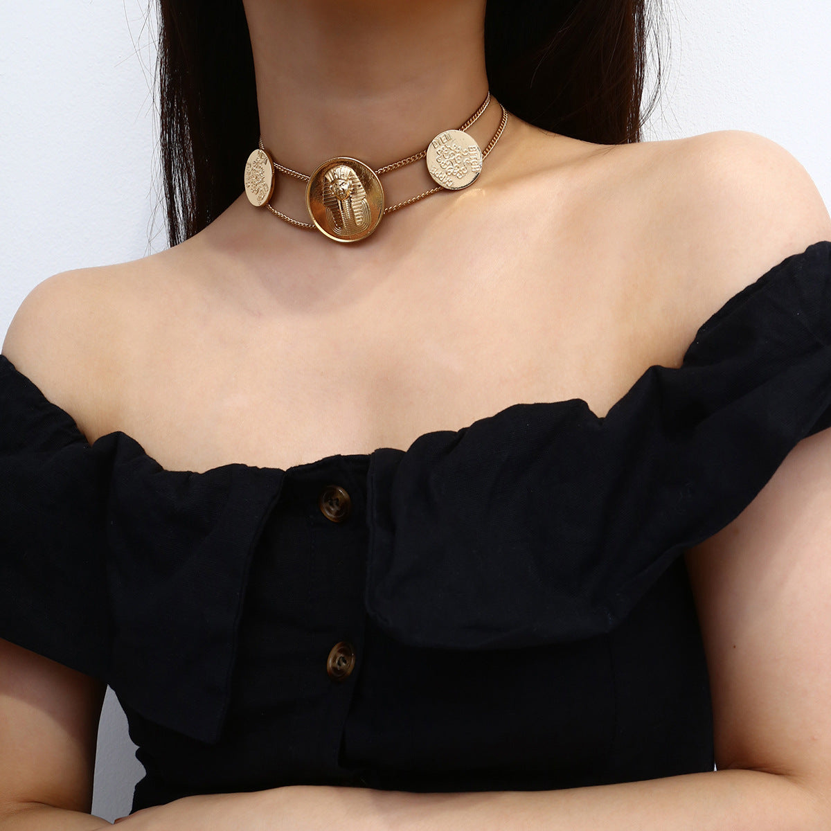 Embossed Geometric Necklace