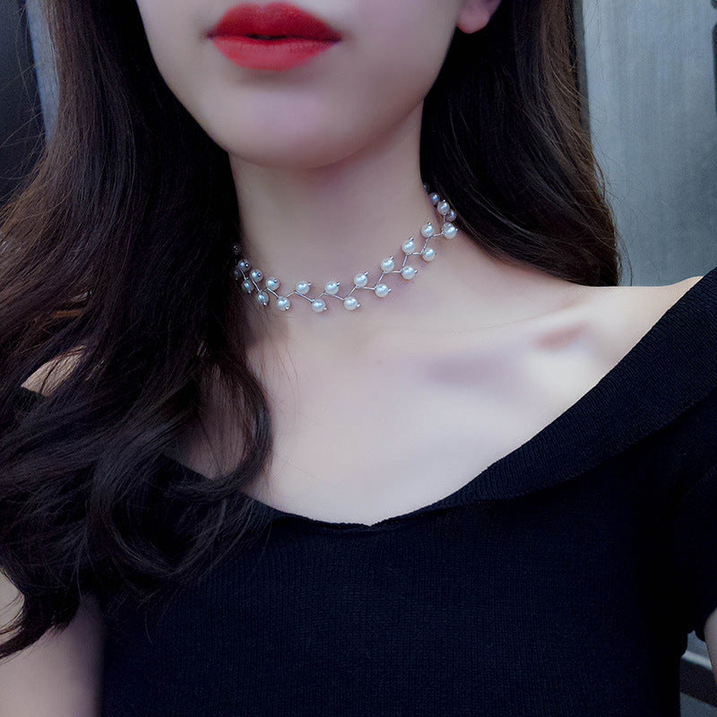 Fashion Pearl Neckband Simple Short Clavicle Chain Summer Necklace