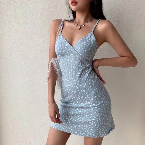 Pure Desire Retro Print V-neck Suspender Dress