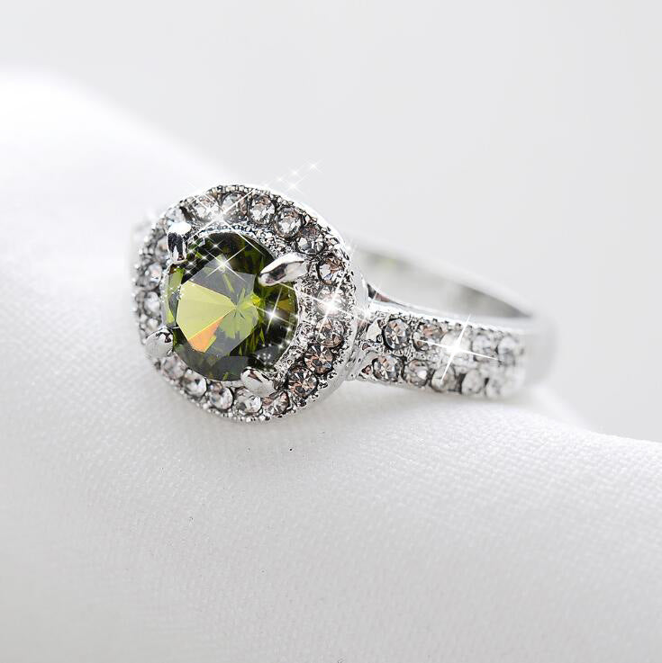 Flow Diamond Gemstone Crystal Green Zircon Ring