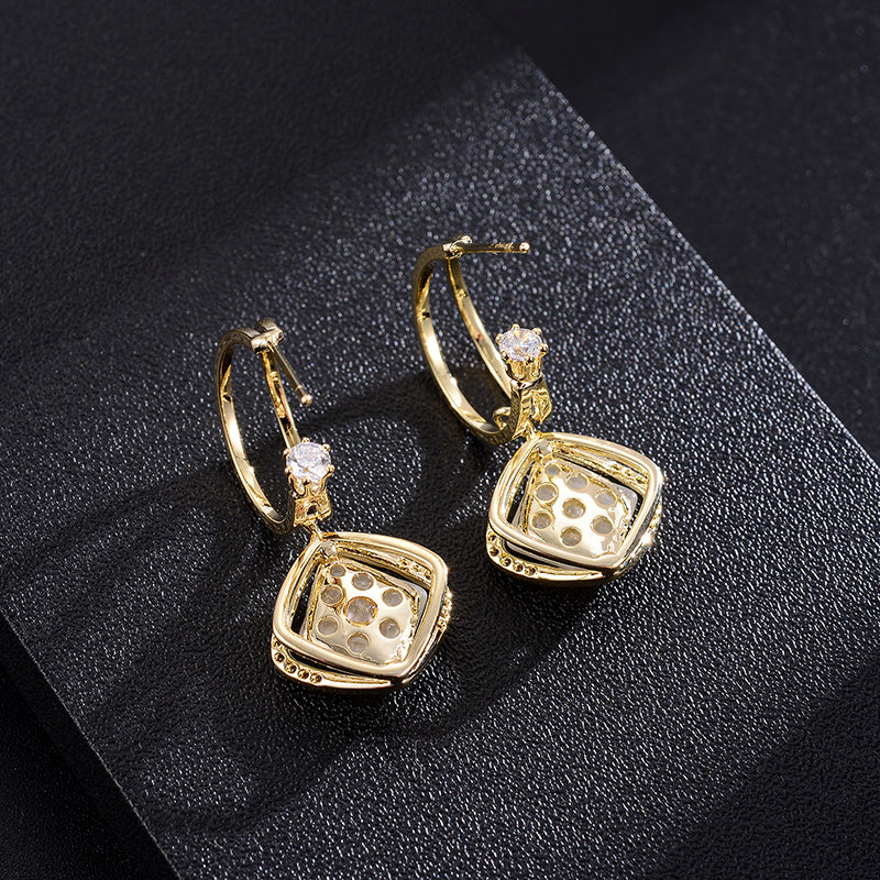 Fashionable High-end Earring