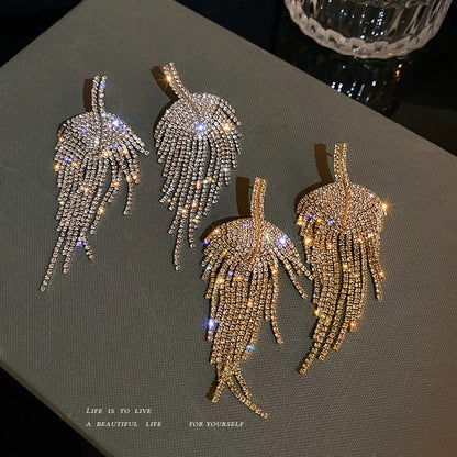 Silver Needle Diamond Leaf Tassel Earrings