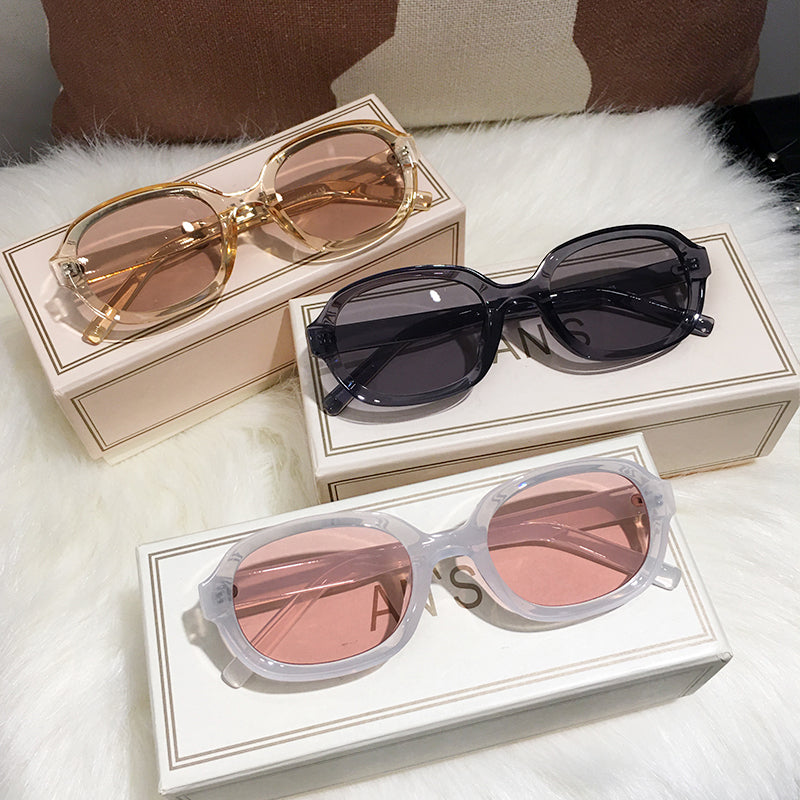 Ladies small frame retro sunglasses