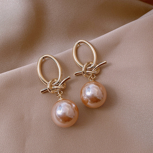 Knot Pearl Earrings