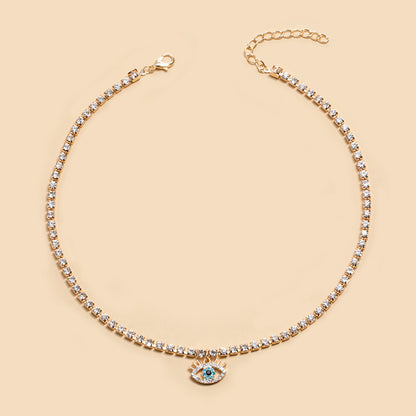 Simple Devil's Eye Short Rhinestone Claw Chain Necklace