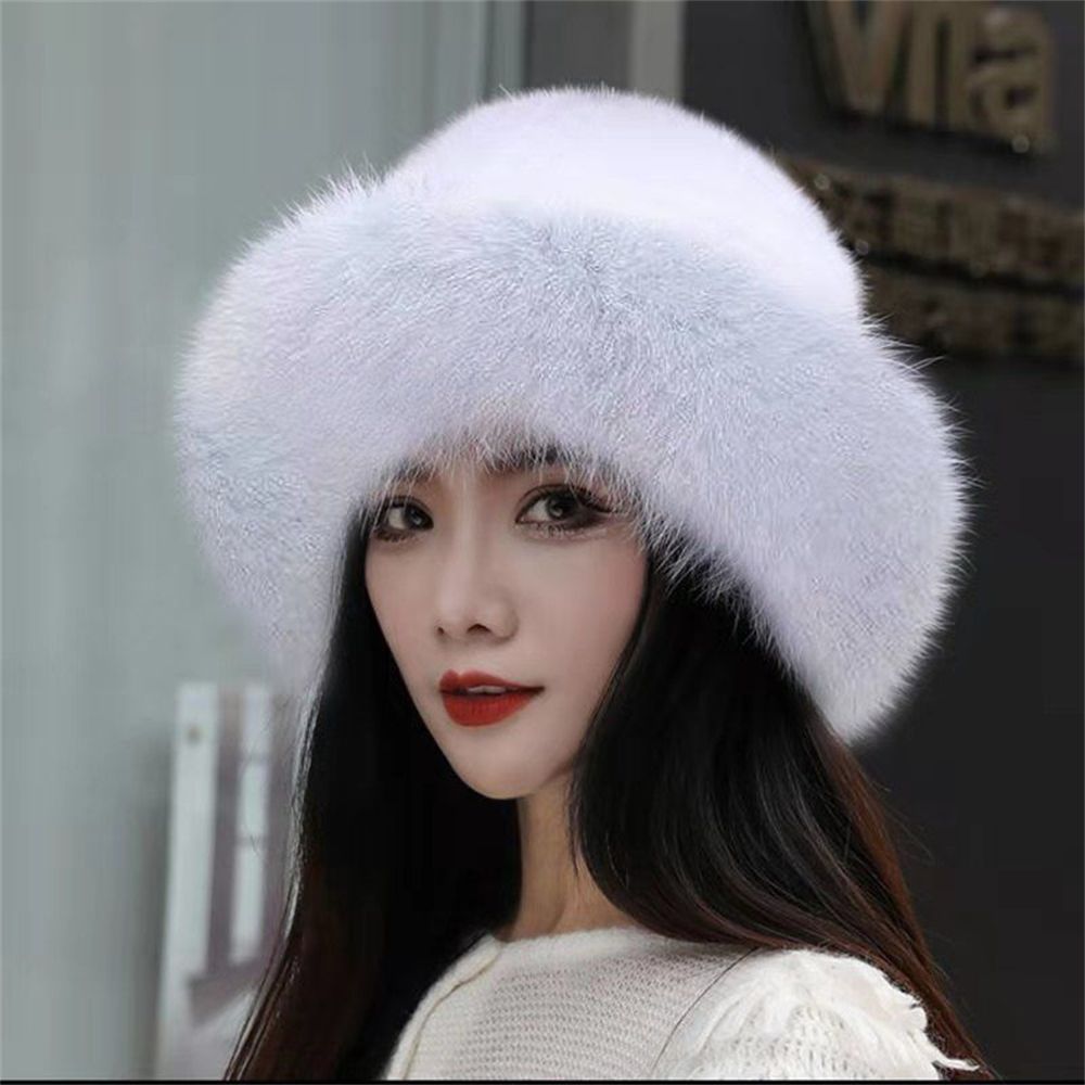 Fashionable Hat To Keep Warm