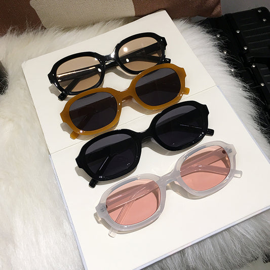 Ladies small frame retro sunglasses